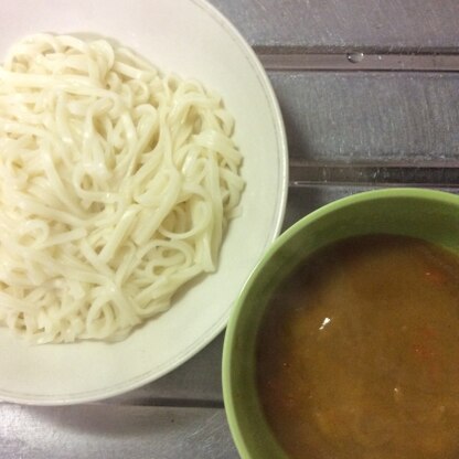 カレーにうどんはやっぱり美味しいですね♪
ごちそう様です。